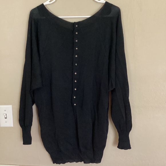 Vintage Gianni Versace Italy Womens Sweater Black Medium ? Button Detail
